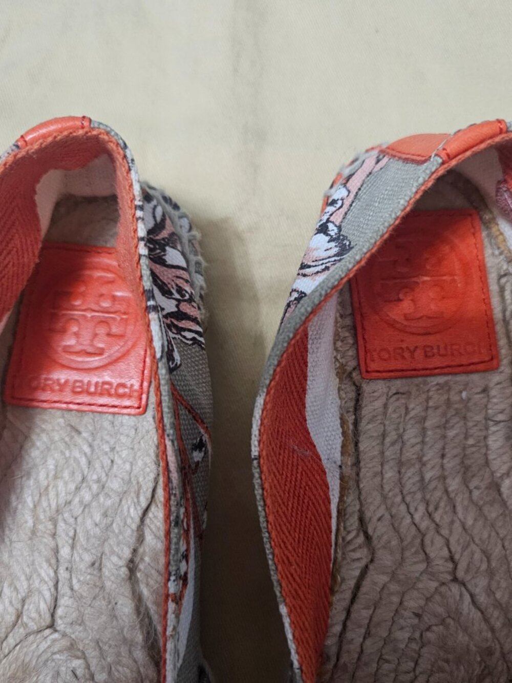 Tory Burch Floral Canvas Espadrilles Orange Grey Flat Shoes Size 6 - Picture 6 of 7